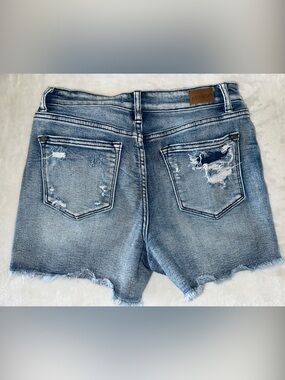 Judy Blue Light Blue Distressed Denim Cutoff Stretchy Shorts Sz M
